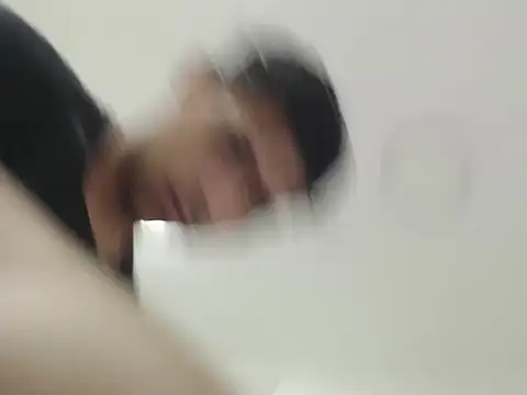 wiltom  online show from November 2025 03:31:01 AM