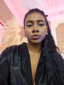 LizyTayloor online show from November 2025 01:23:01 PM