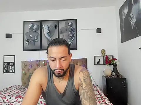 christopher palmerjs online show from December 2025 06:39:01 PM