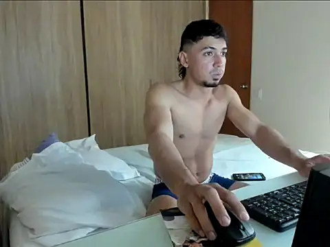 Snapshot of bbenboxer chatting on November 2025 08:42:02 PM bbenboxer online show from November 2025 08:42:02 PM