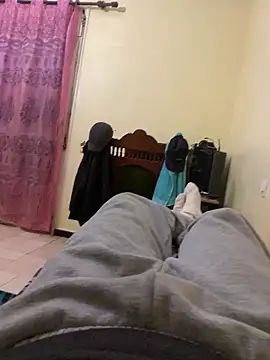 Unique-Man online show from December 2025 09:21:02 PM