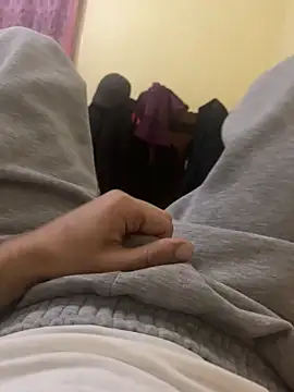 Unique-Man online show from March 2026 11:44:01 PM