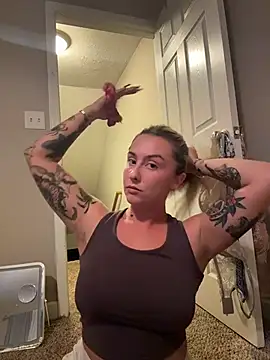 Snapshot of bratfigure chatting on October 2025 05:31:01 AM bratfigure online show from October 2025 05:31:01 AM