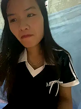 Yunzang online show from November 2025 12:31:02 AM