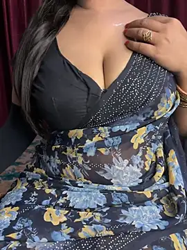 Snapshot of Ritika_janu chatting on November 2025 04:28:02 PM Ritika janu online show from November 2025 04:28:02 PM