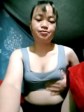 Snapshot of Noelle-e chatting on November 2025 10:01:02 PM Noelle-e online show from November 2025 10:01:02 PM