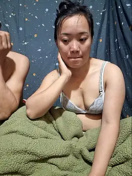 Phoena-a online show from December 2025 03:24:02 AM