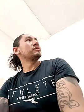 Snapshot of ErosyVenus69 chatting on November 2025 06:03:02 PM ErosyVenus69 online show from November 2025 06:03:02 PM