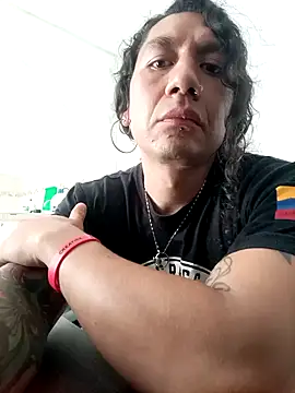 Snapshot of ErosyVenus69 chatting on December 2025 06:23:01 PM ErosyVenus69 online show from December 2025 06:23:01 PM