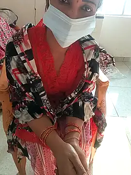 Snapshot of Janvi_kapor chatting on November 2025 09:44:02 AM Janvi kapor online show from November 2025 09:44:02 AM