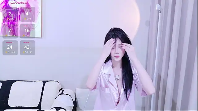 xiaoxi---n online show from November 2025 10:09:01 AM