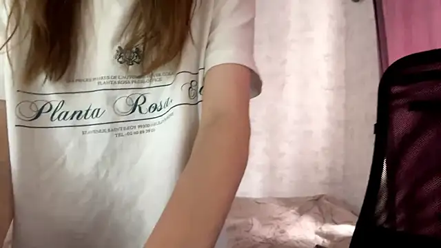 AliceStacy online show from November 2025 08:28:02 AM