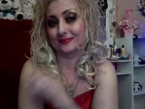 Snapshot of xHot_Amazonq chatting on November 2025 10:43:01 PM xHot Amazonq online show from November 2025 10:43:01 PM