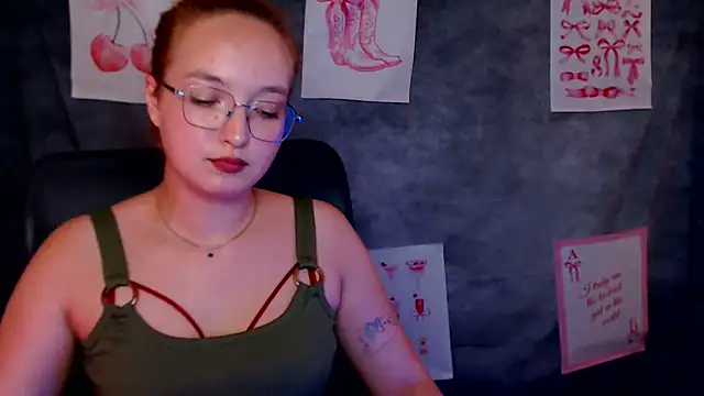 MissAriaa online show from August 2026 12:19:01 PM