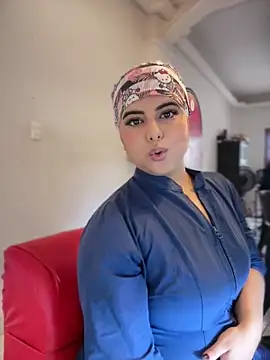 Snapshot of RileyFlame chatting on November 2025 03:11:01 PM RileyFlame online show from November 2025 03:11:01 PM