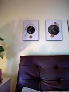 Snapshot of RileyFlame chatting on November 2025 02:06:01 PM RileyFlame online show from November 2025 02:06:01 PM