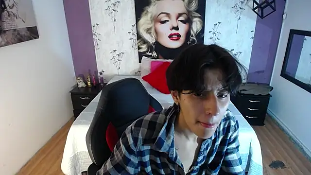 Snapshot of Ghost__Girl_ chatting on November 2025 01:04:02 AM Ghost Girl online show from November 2025 01:04:02 AM