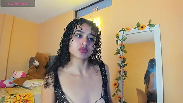 Snapshot of Keniia_rizz chatting on May 2026 07:10:02 PM Keniia rizz online show from May 2026 07:10:02 PM