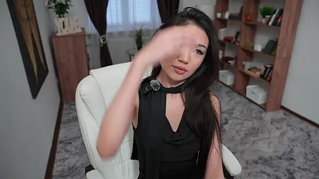 OnieClose online show from December 2025 07:50:01 AM