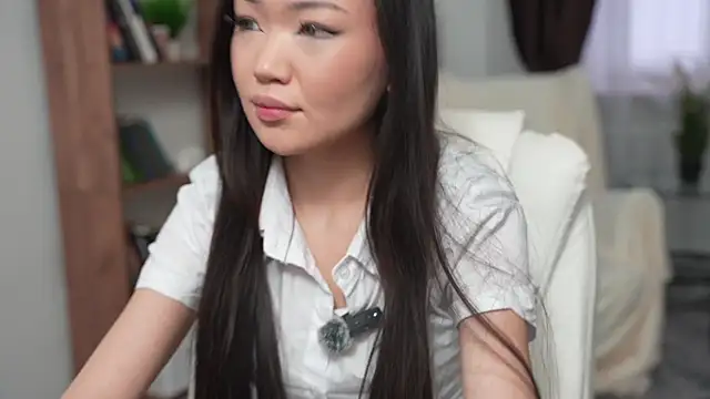 OnieClose online show from December 2025 07:36:02 AM