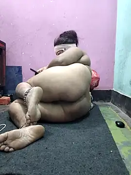 CUTE-GIRL-1 online show from April 2026 05:20:02 PM