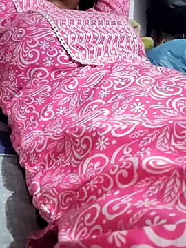 Hot-Rubyy online show from April 2026 05:36:01 PM