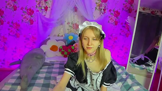 Snapshot of KissChristie__ chatting on November 2025 07:25:01 PM KissChristie online show from November 2025 07:25:01 PM