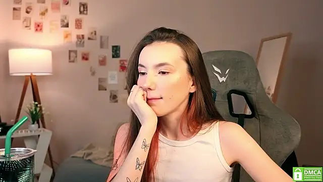 Snapshot of yourfrenchteacher chatting on November 2025 04:51:01 AM yourfrenchteacher online show from November 2025 04:51:01 AM