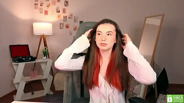 Snapshot of yourfrenchteacher chatting on November 2025 05:18:01 AM yourfrenchteacher online show from November 2025 05:18:01 AM