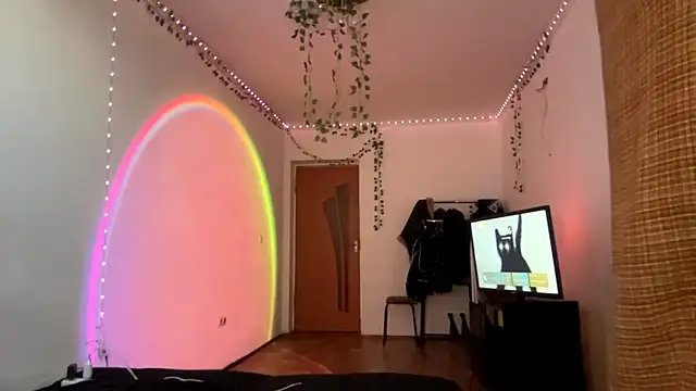 Snapshot of LilithFlamey chatting on November 2025 07:07:01 AM LilithFlamey online show from November 2025 07:07:01 AM