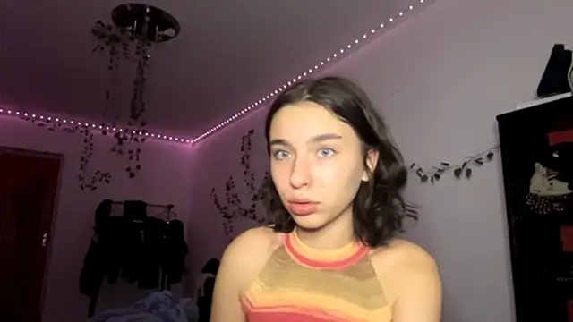 Snapshot of LilithFlamey chatting on December 2025 06:14:03 PM LilithFlamey online show from December 2025 06:14:03 PM