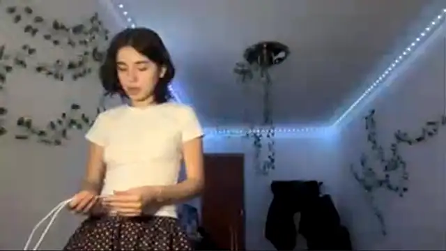 Snapshot of LilithFlamey chatting on December 2025 03:10:01 PM LilithFlamey online show from December 2025 03:10:01 PM