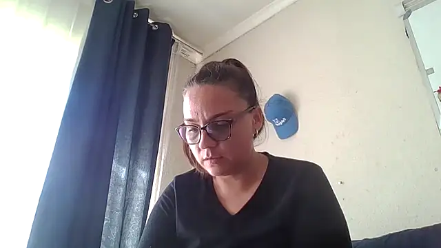 Snapshot of lilMissMarli chatting on July 2026 09:25:02 AM lilMissMarli online show from July 2026 09:25:02 AM
