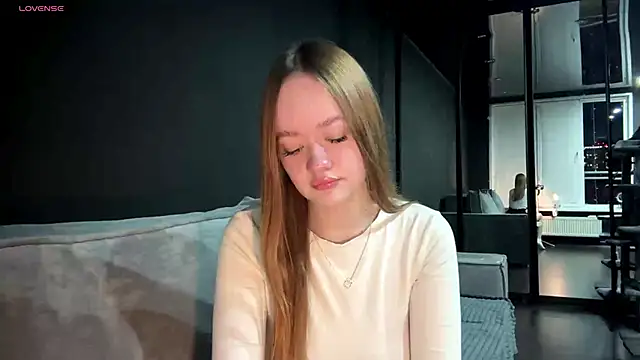 SecretGerl baby2007 online show from January 2026 03:05:01 PM