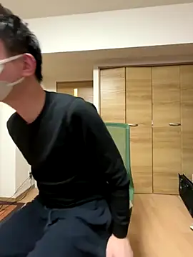 Snapshot of isao752702 chatting on November 2025 12:27:02 PM isao752702 online show from November 2025 12:27:02 PM