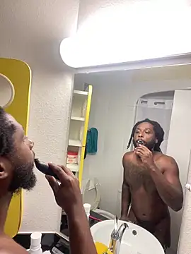 Snapshot of TheRealKnottiHead chatting on November 2025 08:19:01 PM TheRealKnottiHead online show from November 2025 08:19:01 PM