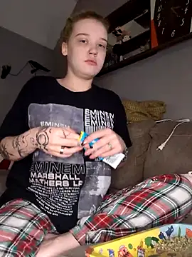 mattiethebaddieee online show from November 2025 07:25:02 PM