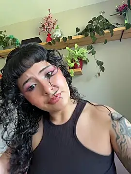 SugarTroubl33 online show from June 2026 01:58:02 PM