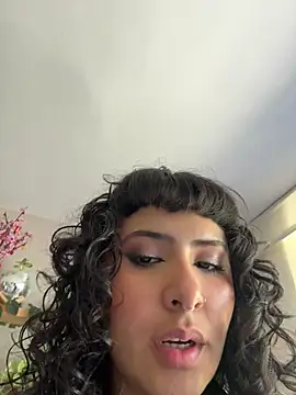 SugarTroubl33 online show from June 2026 01:39:02 PM