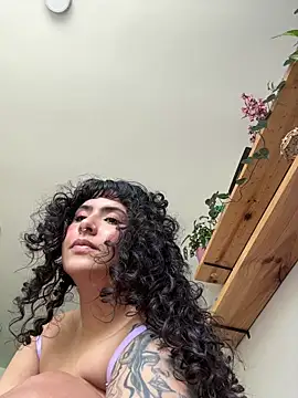 SugarTroubl33 online show from July 2026 02:32:02 PM