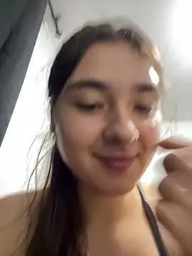 Valentina ro online show from November 2025 02:21:01 AM