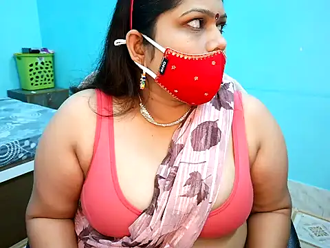 Snapshot of SWEETY_RANI chatting on June 2026 05:00:01 PM SWEETY RANI online show from June 2026 05:00:01 PM