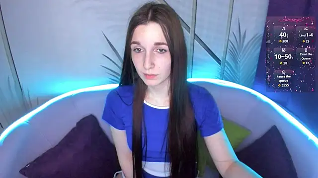 Eva  Blare online show from March 2026 06:17:01 AM