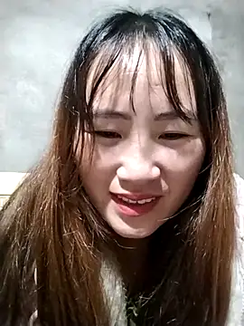 emini-xx online show from November 2025 01:11:01 PM