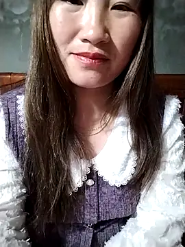 emini-xx online show from March 2026 04:09:01 PM