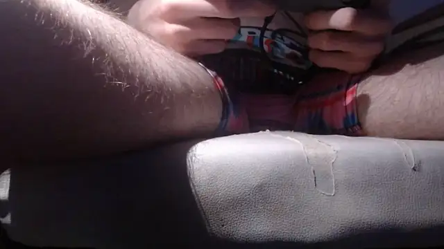 larrymonstercock online show from April 2026 02:24:01 PM