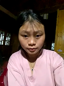 Sophia-123 online show from October 2025 11:28:02 PM