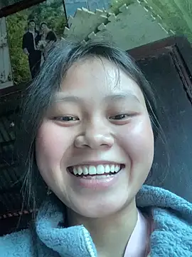 Sophia-123 online show from December 2025 02:06:01 AM