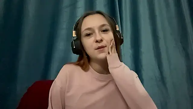 HOTBellakle online show from November 2025 03:55:01 PM