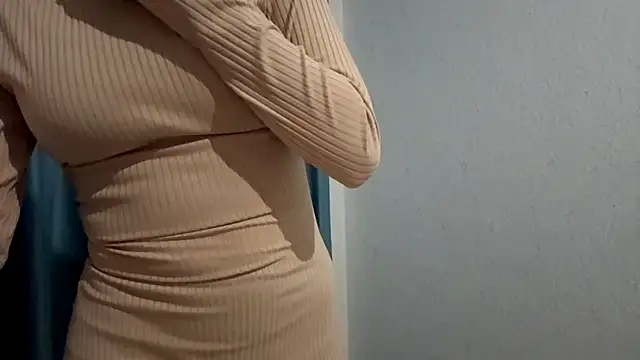 HOTBellakle online show from November 2025 04:10:02 PM